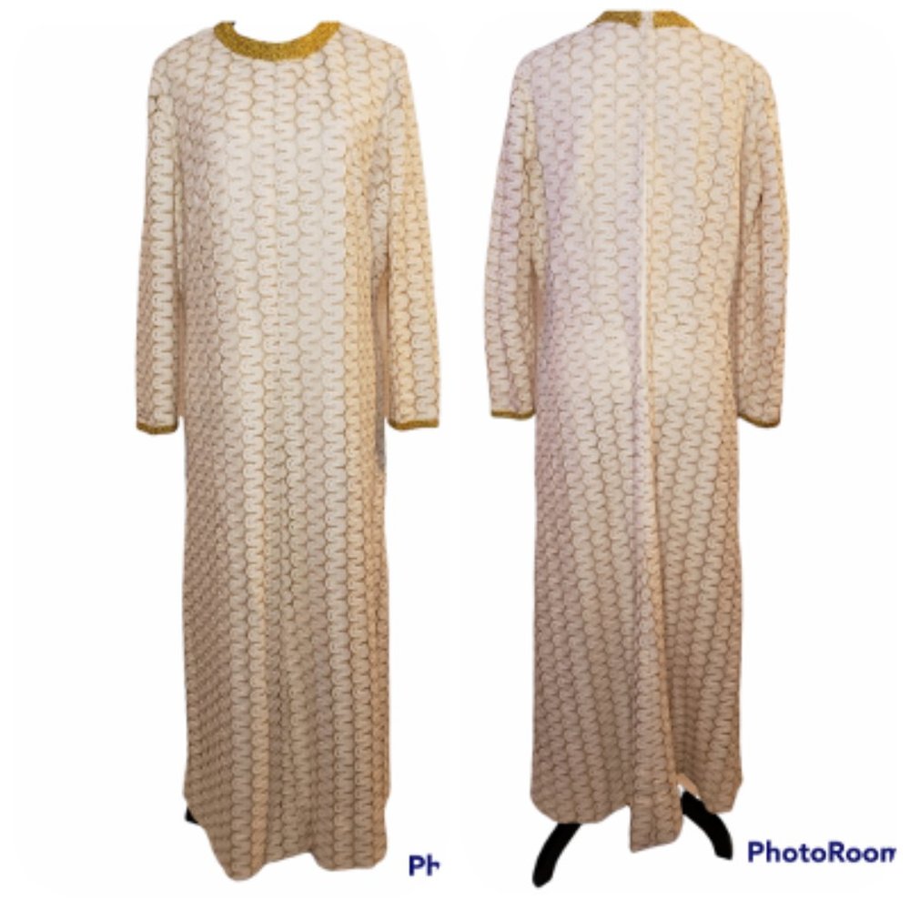 VINTAGE 1960-1970 - Hand Crafted Embroidery Lace Cream & Gold Gown Size Large